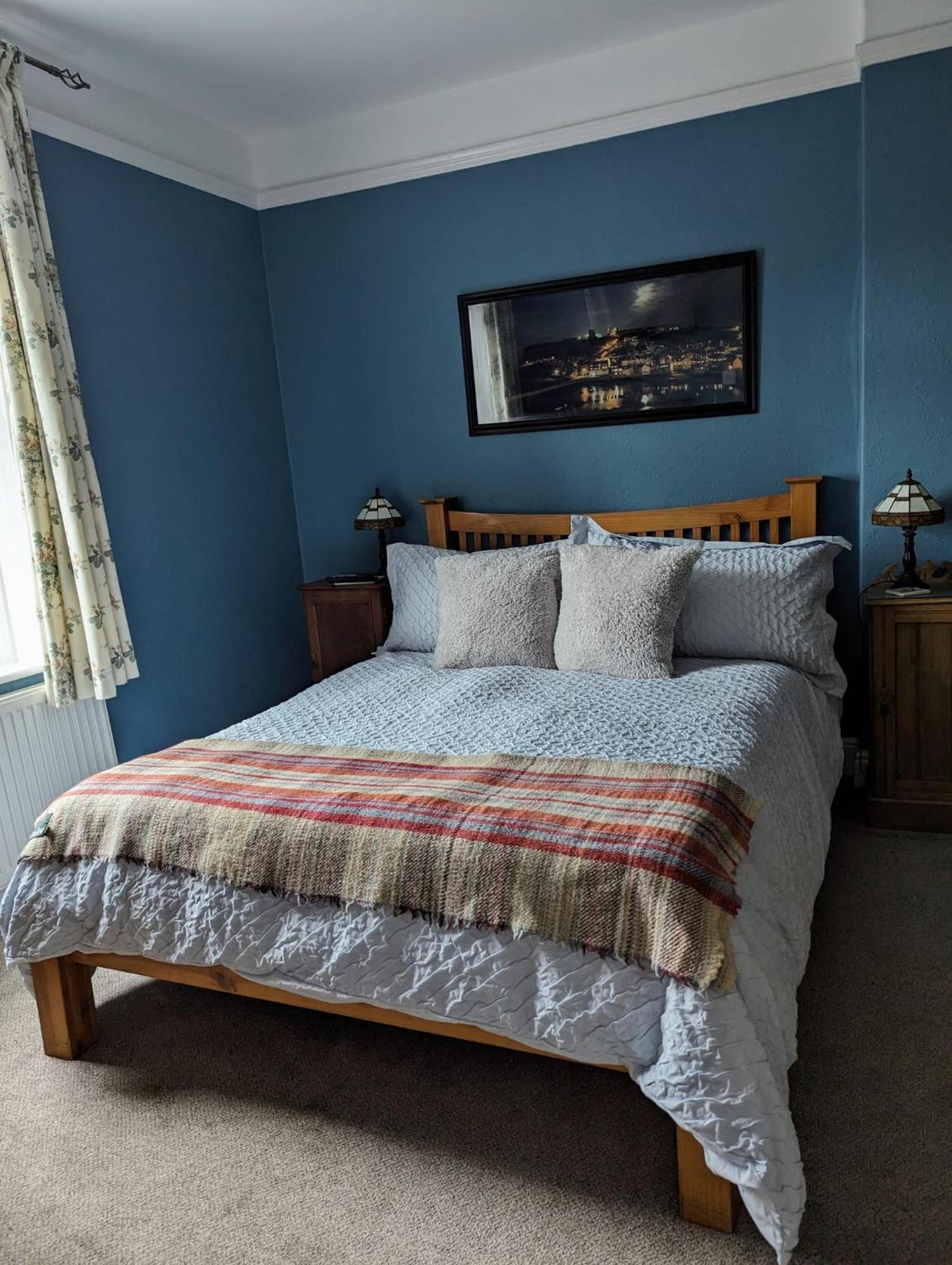 Number 18 Bed & Breakfast Whitby Exterior photo